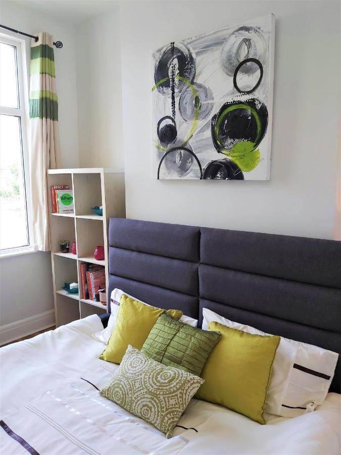 사우스엔드온시 Beautifully Renovated 2 Bed Flat - Close To Beach 아파트 외부 사진